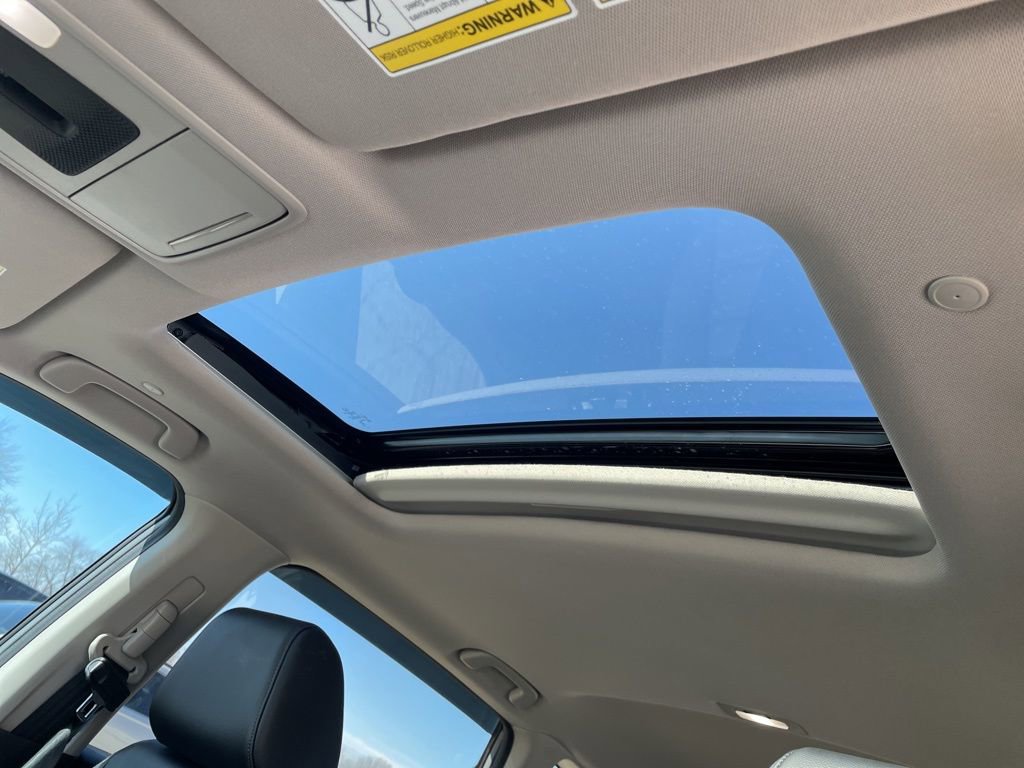 Used 2024 Honda CR-V EX-L image 10