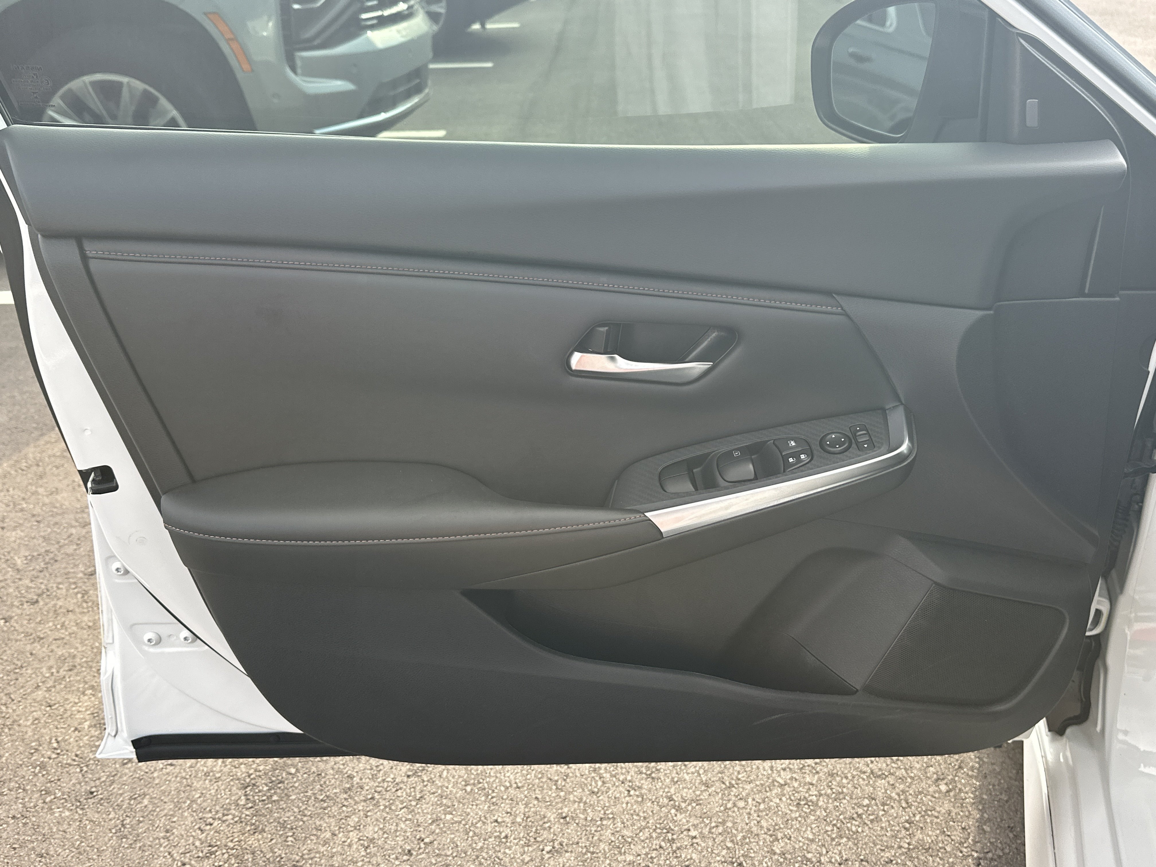 Used 2023 Nissan Sentra SR FWD image 11