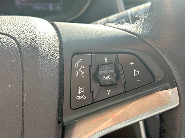Used 2020 Chevrolet Trax LT w/ LT Convenience Package FWD image 49