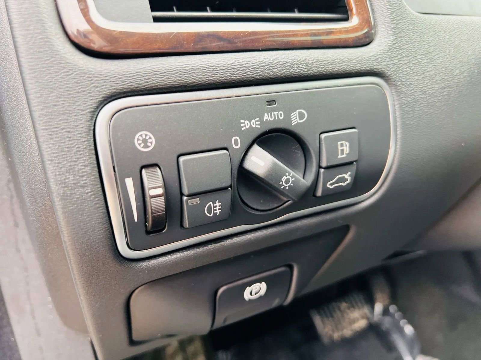 Used 2016 Volvo S80 T5 w/ Convenience Package FWD image 33