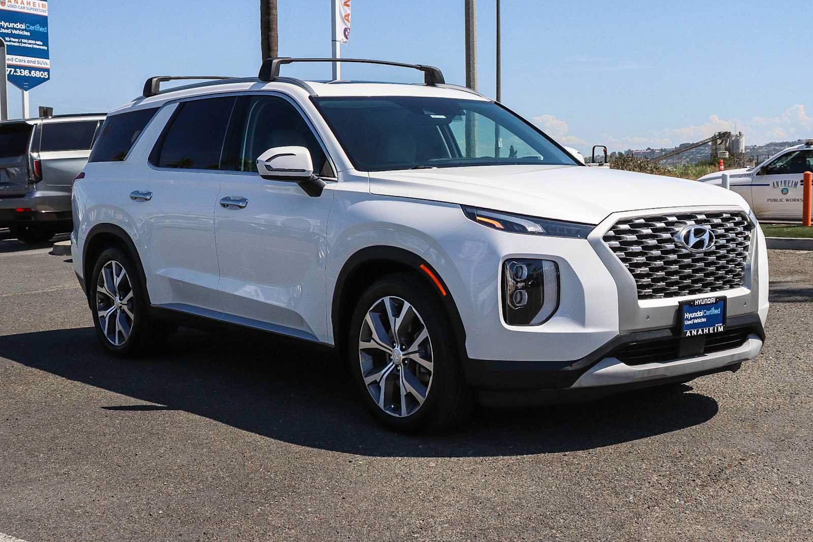 Used 2021 Hyundai Palisade SEL w/ Premium Package AWD/4WD image 3