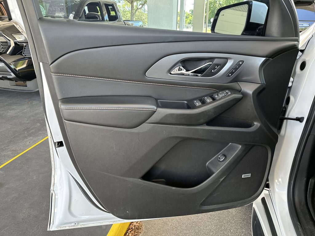 Used 2019 Chevrolet Traverse Premier w/ LPO, Floor Liner Package AWD/4WD image 10