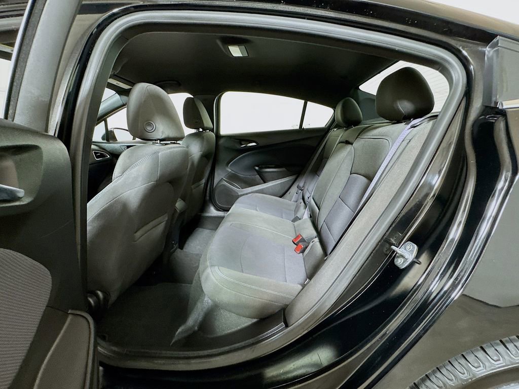 Used 2017 Chevrolet Cruze LT w/ RS Package FWD image 20