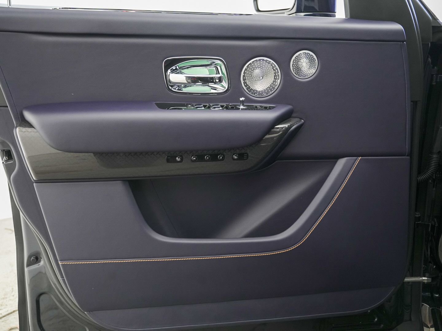 New 2026 Rolls-Royce Cullinan Black Badge image 20