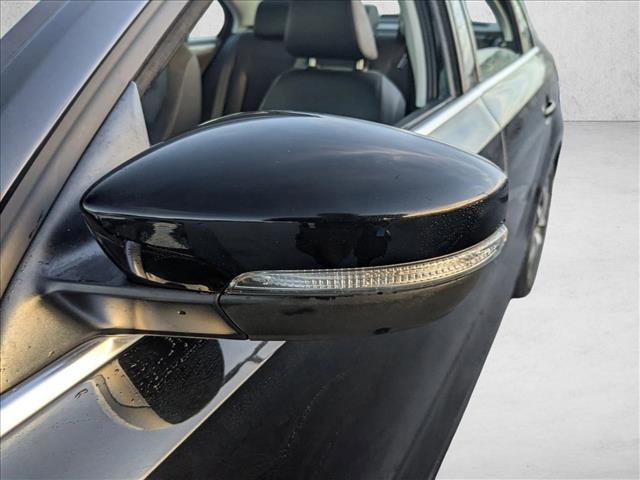 Used 2018 Volkswagen Jetta SE image 6