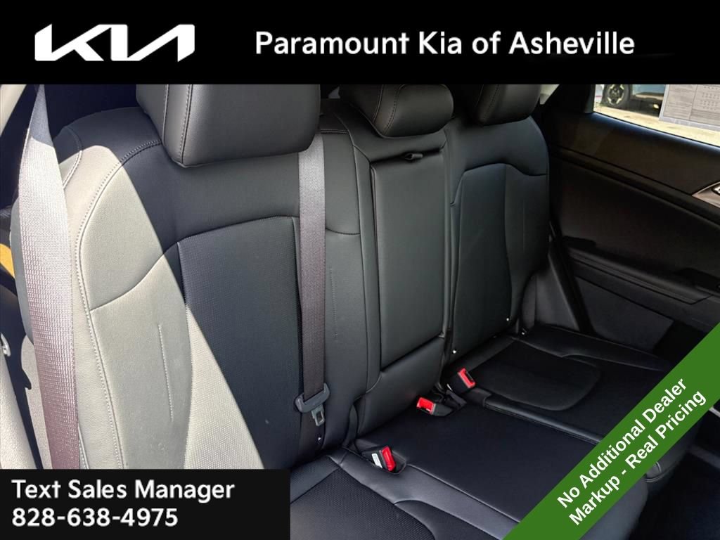 New 2026 Kia Sportage EX FWD image 23