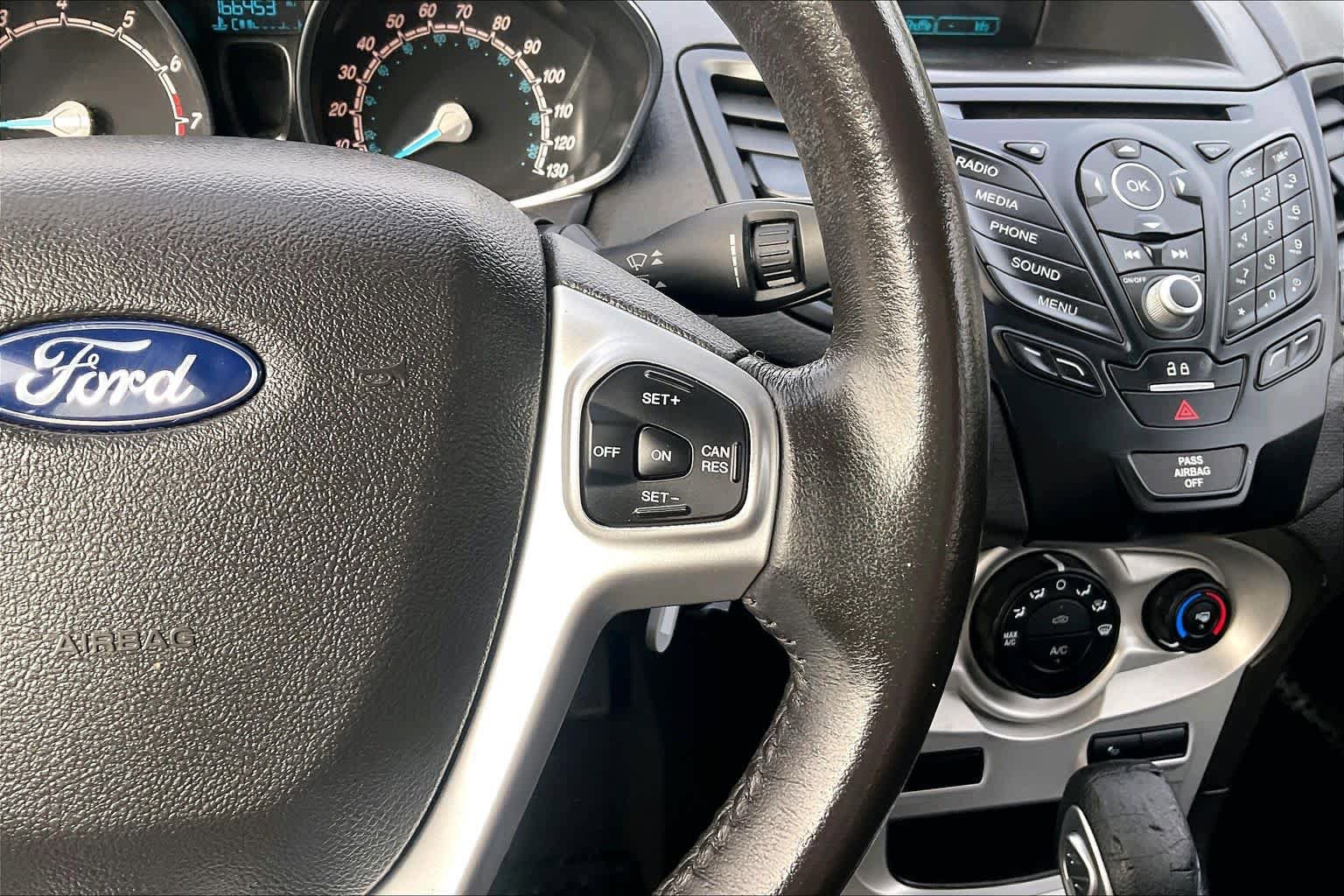 Used 2016 Ford Fiesta SE FWD image 24