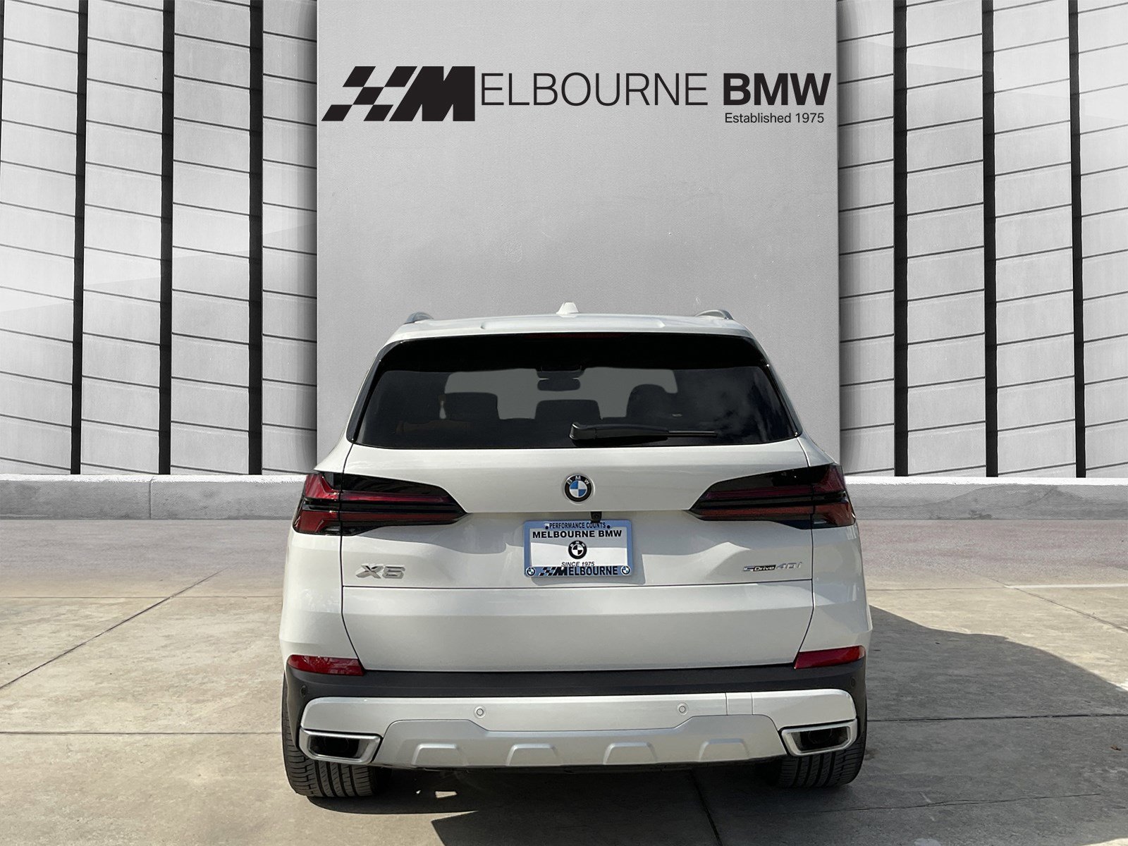 New 2026 BMW X5 sDrive40i image 5