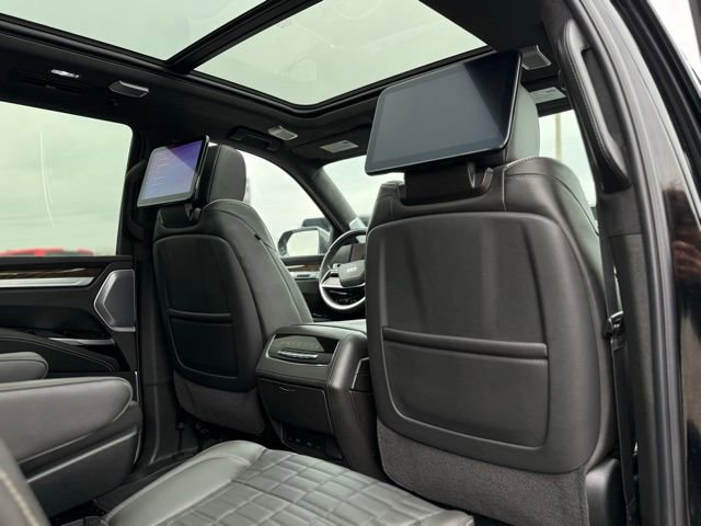 Used 2026 Cadillac Escalade Platinum Sport image 35