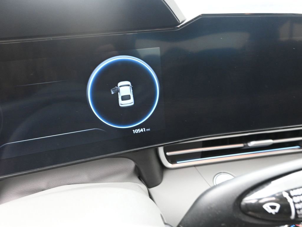 Certified 2024 Hyundai Elantra SEL image 29