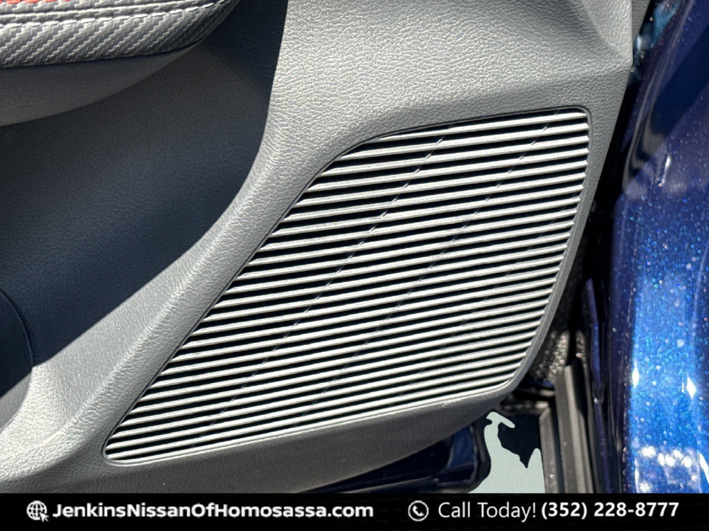 New 2026 Nissan Kicks SR w/ Cold Weather Package FWD image 31