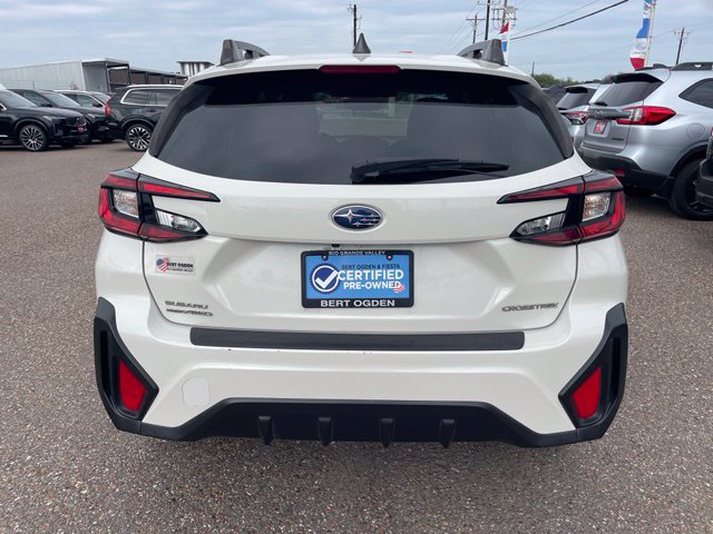 Used 2024 Subaru Crosstrek 2.0i Premium AWD/4WD image 8