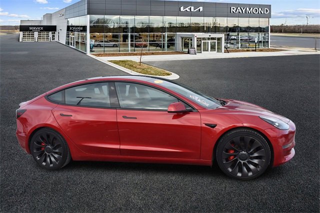 Used 2021 Tesla Model 3 Performance image 2