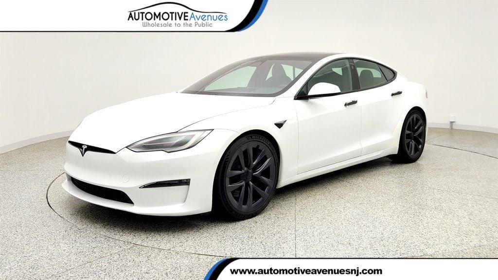 Used 2021 Tesla Model S Plaid AWD/4WD video 1