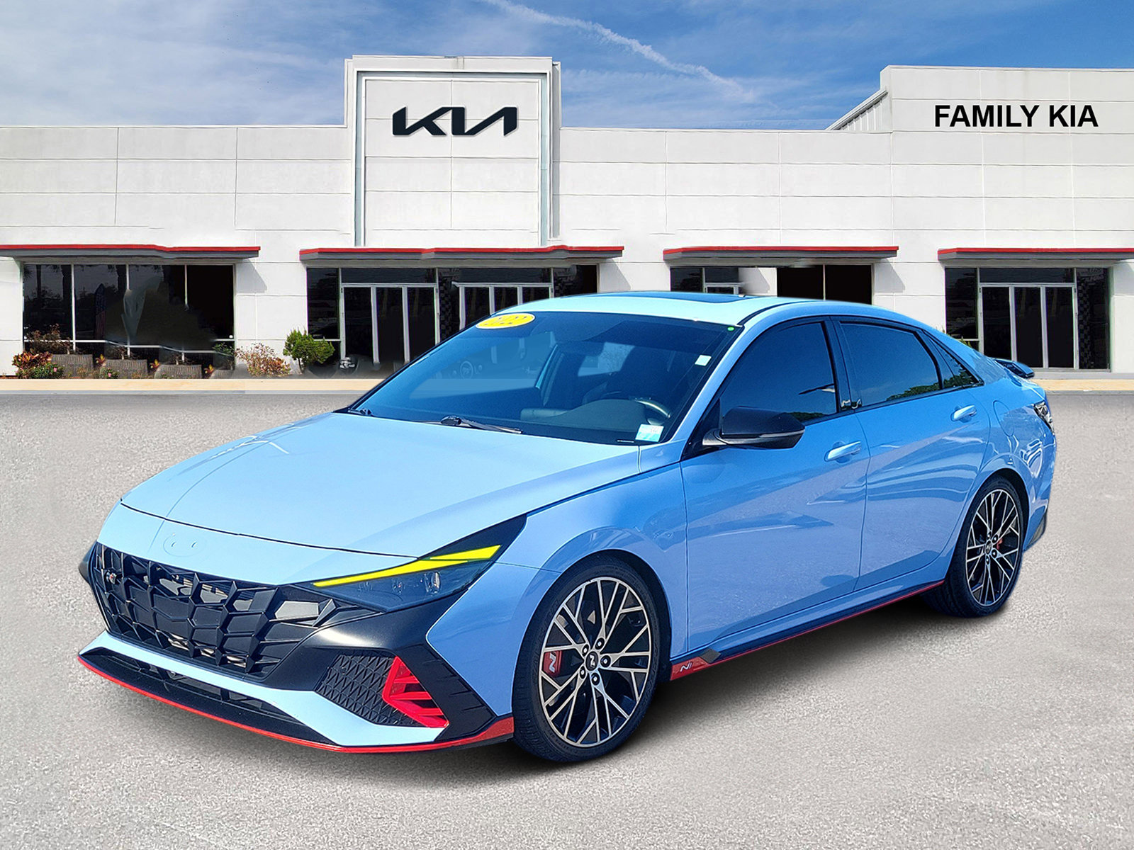 Used 2022 Hyundai Elantra N FWD image 3