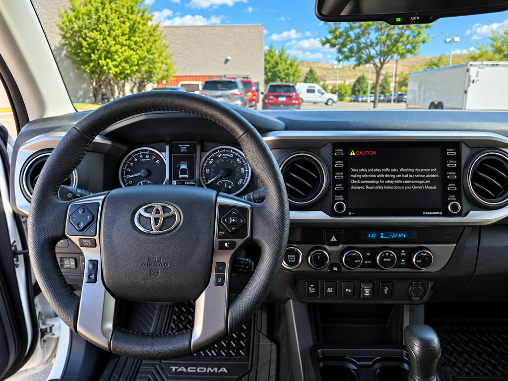 Used 2023 Toyota Tacoma SR5 w/ Technology Package AWD/4WD image 13