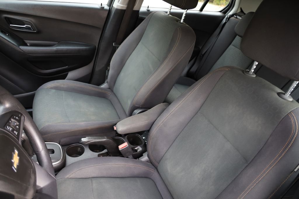 Used 2017 Chevrolet Trax LS image 13