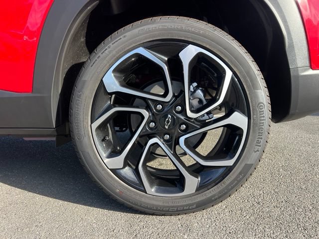 New 2026 Chevrolet Trax RS w/ Sunroof Package FWD image 10