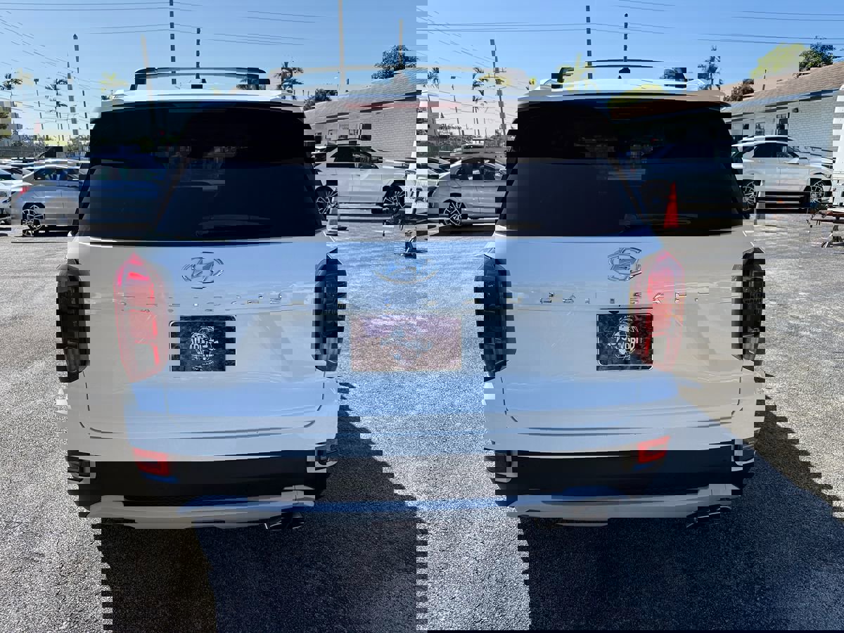 Used 2022 Hyundai Palisade SEL w/ Convenience Package image 8