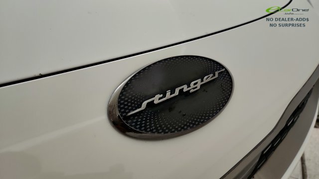 Used 2020 Kia Stinger GT1 RWD image 30