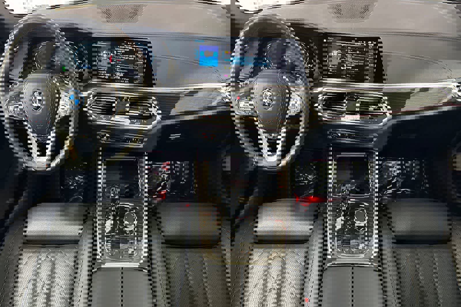 Used 2023 BMW X5 xDrive45e image 4