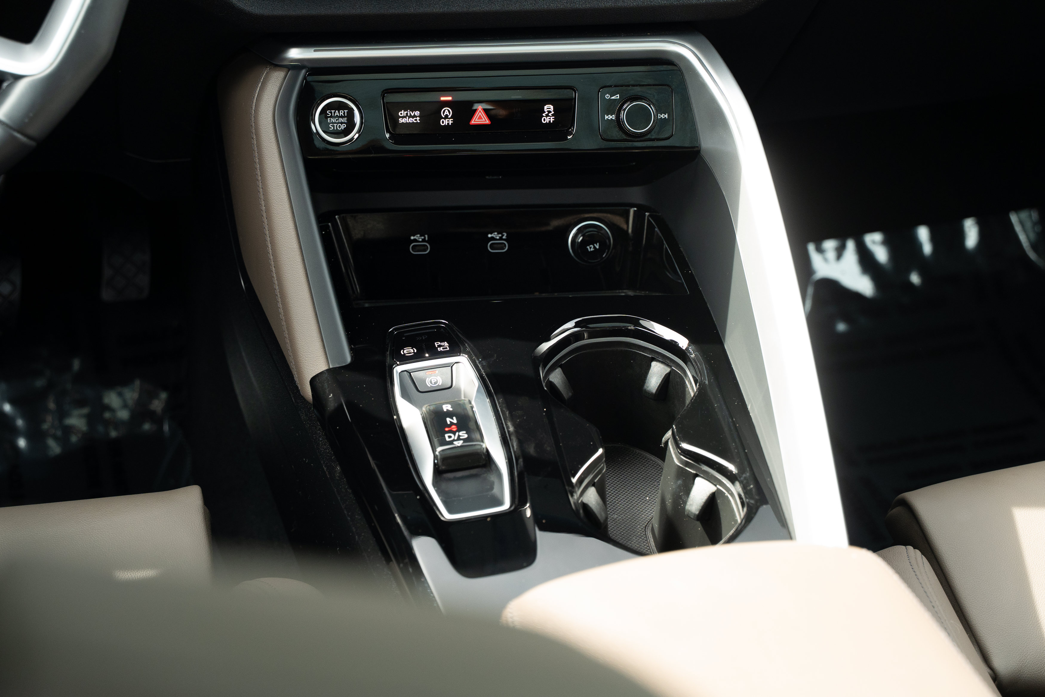 Certified 2025 Audi Q5 Premium Plus w/ Premium Plus AWD/4WD image 11