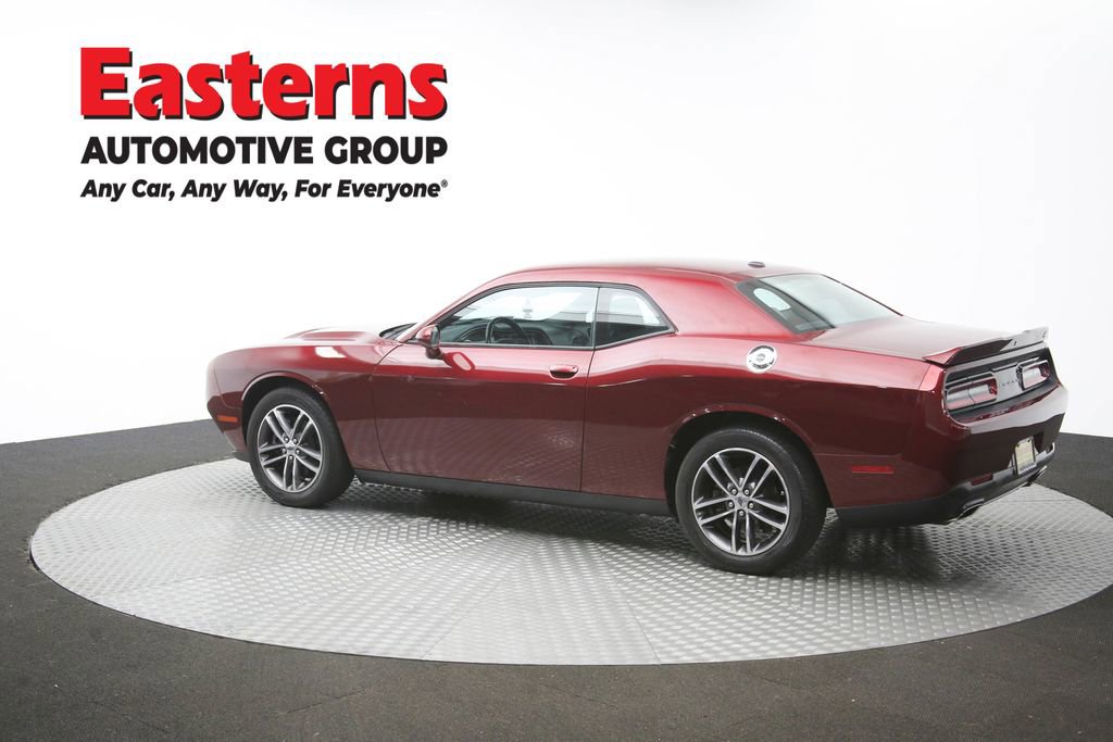Used 2019 Dodge Challenger SXT AWD/4WD image 59