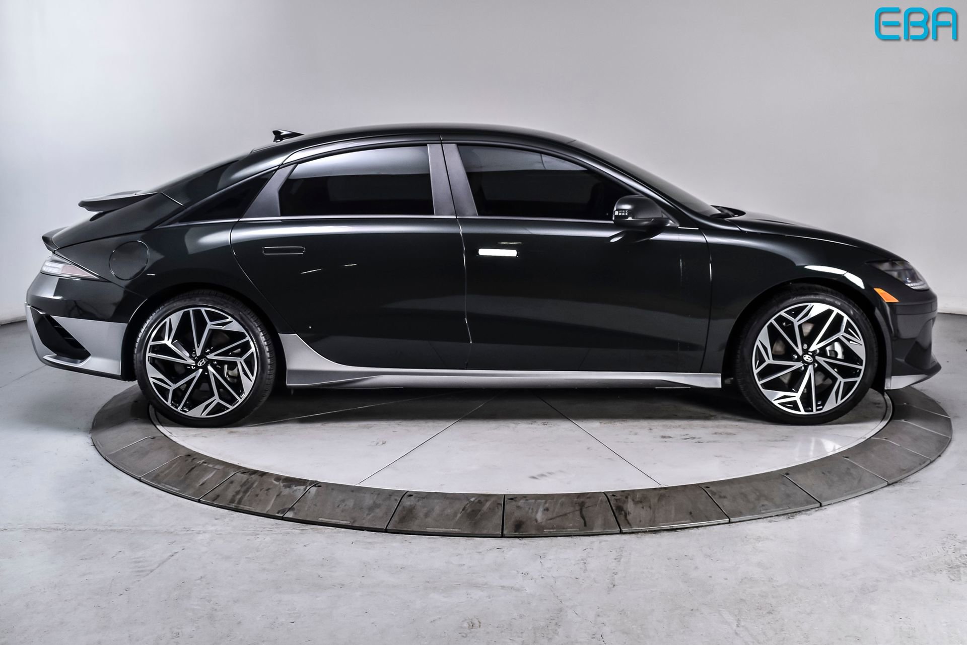 Used 2024 Hyundai Ioniq 6 SEL AWD/4WD image 7