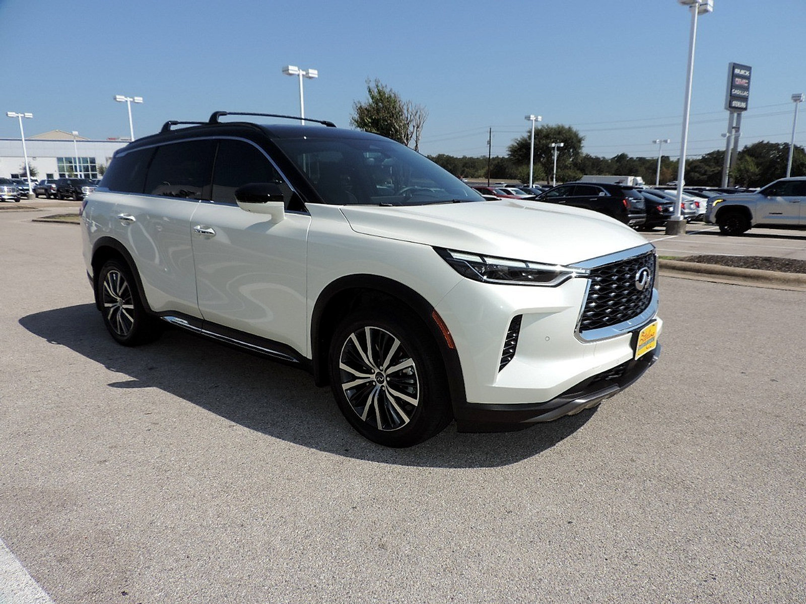 Used 2025 INFINITI QX60 Autograph w/ Cargo Package AWD/4WD image 3