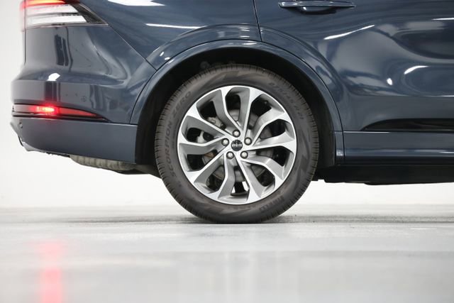 Used 2022 Lincoln Aviator Grand Touring w/ Equipment Group 301A AWD/4WD image 20