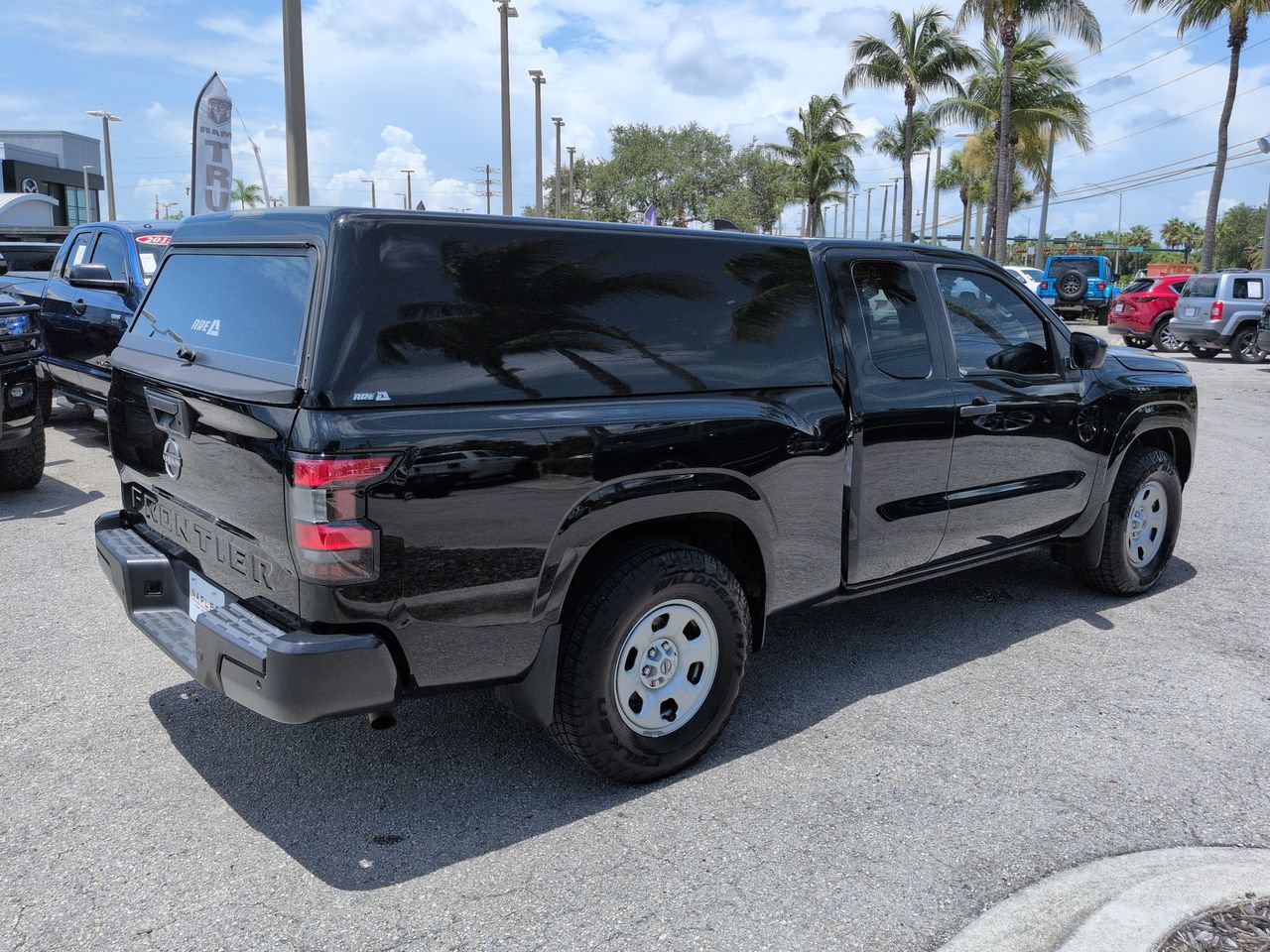 Used 2023 Nissan Frontier S w/ Technology Package RWD image 5