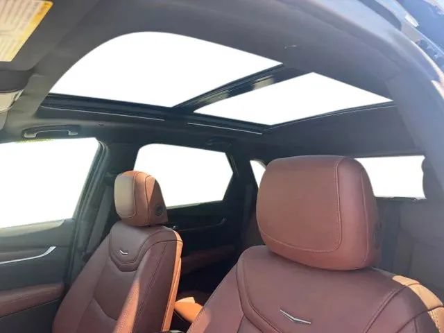 New 2026 Cadillac XT5 Premium Luxury w/ Driver Assist Package AWD/4WD image 10