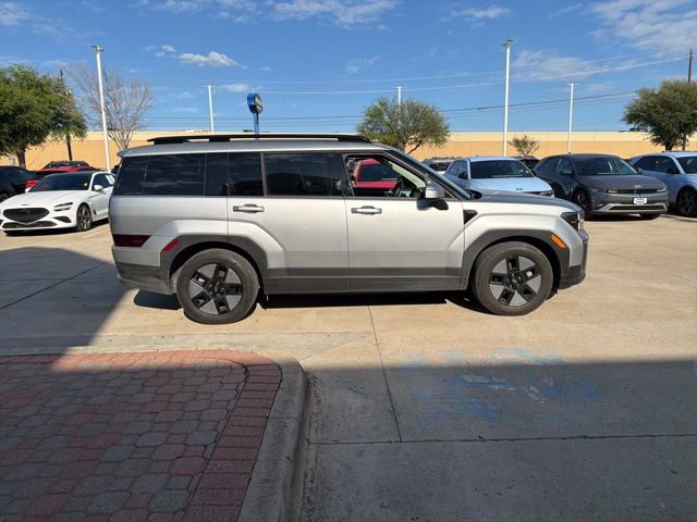 Used 2025 Hyundai Santa Fe SEL image 4