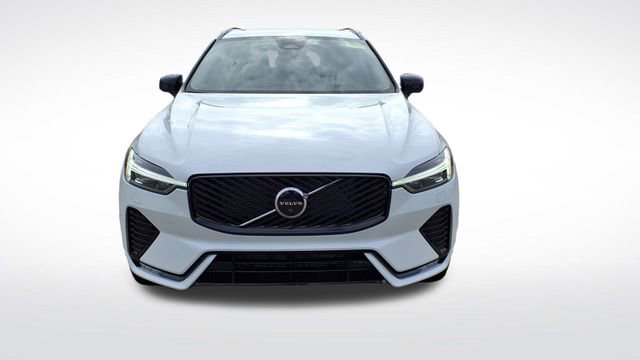 New 2026 Volvo XC60 B5 Plus w/ Protection Package Premier image 2