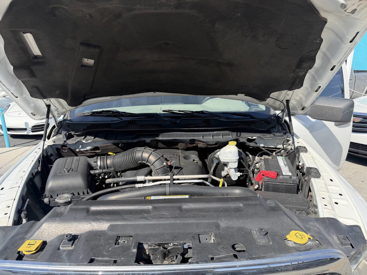 Used 2010 Dodge Ram 1500 Truck ST w/ SXT Appearance Group image 21