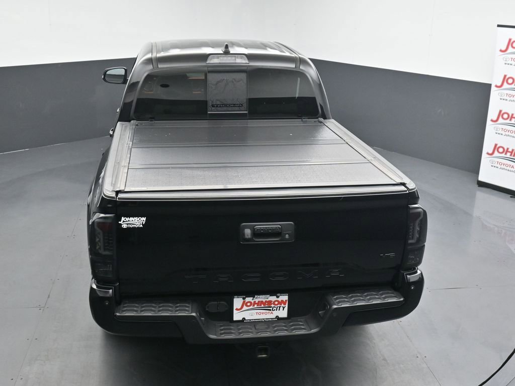 Used 2020 Toyota Tacoma TRD Sport w/ Technology Package AWD/4WD image 30