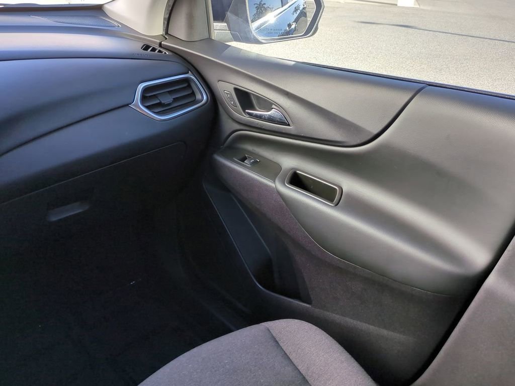 Used 2024 Chevrolet Equinox LT image 17