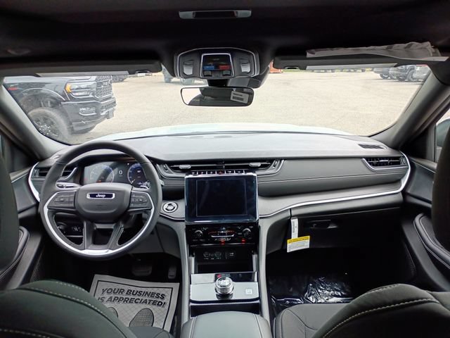 New 2026 Jeep Grand Cherokee Laredo X AWD/4WD image 9