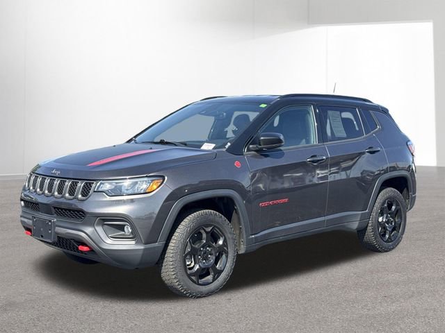 Used 2023 Jeep Compass Trailhawk AWD/4WD image 1