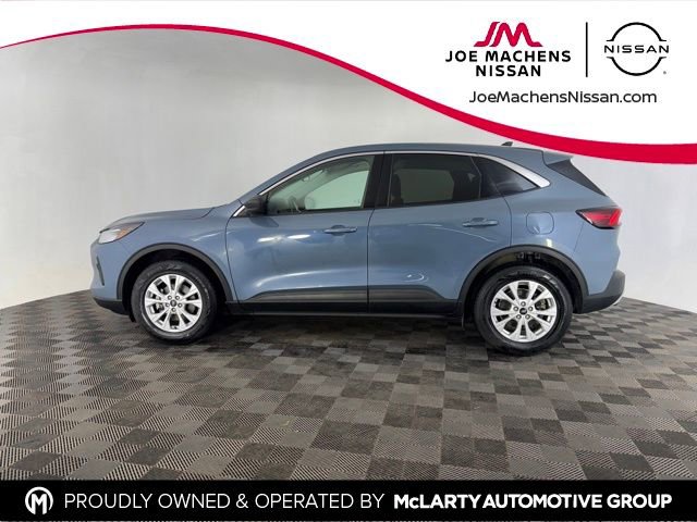 Used 2023 Ford Escape Active w/ Tech Pack #1 AWD/4WD image 8