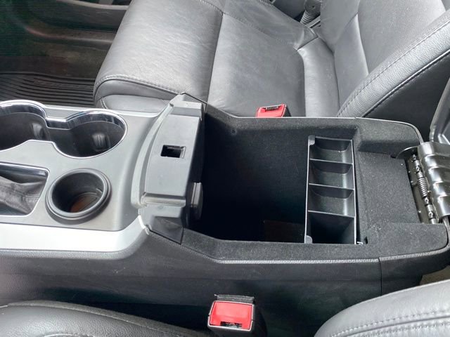 Used 2015 Ford Explorer XLT w/ Equipment Group 202A image 14