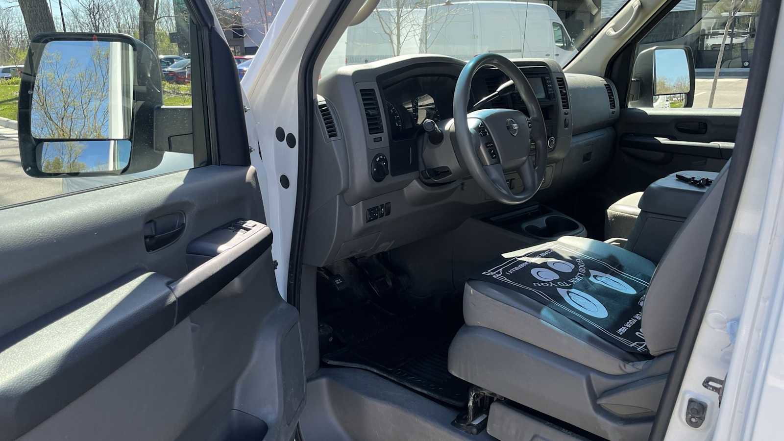 Used 2018 Nissan NV 2500 SV w/ Navigation Package RWD image 15