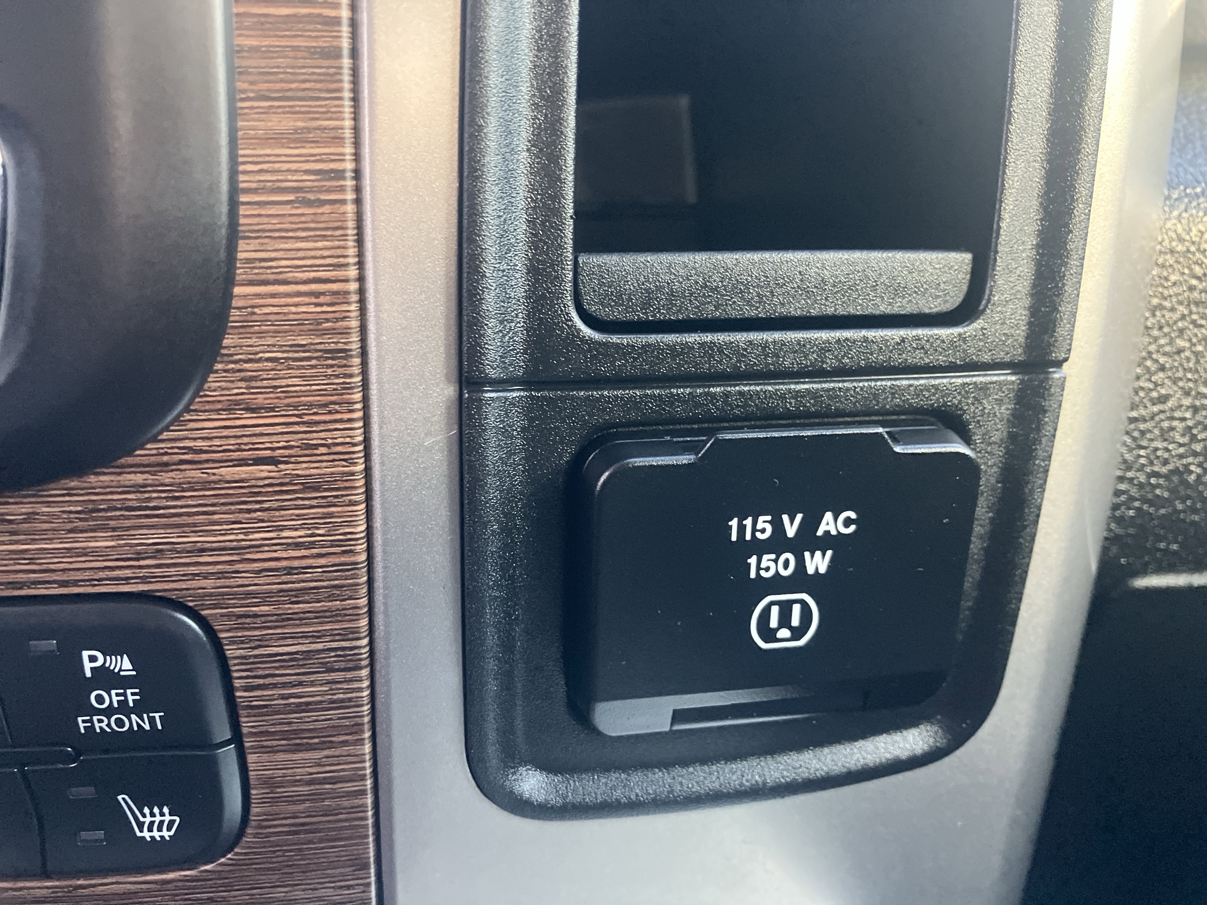 Used 2018 RAM 2500 Laramie AWD/4WD image 29