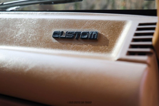 Used 1990 Ford Bronco Custom image 36