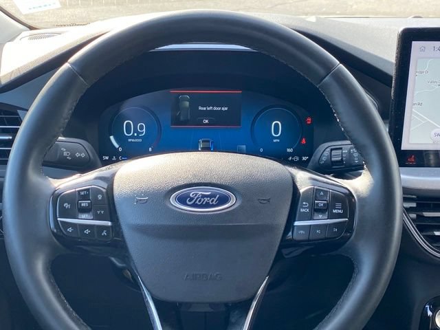 Used 2023 Ford Escape Platinum AWD/4WD image 9