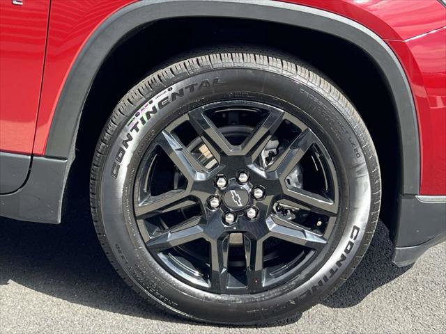 Used 2021 Chevrolet Traverse LT image 8