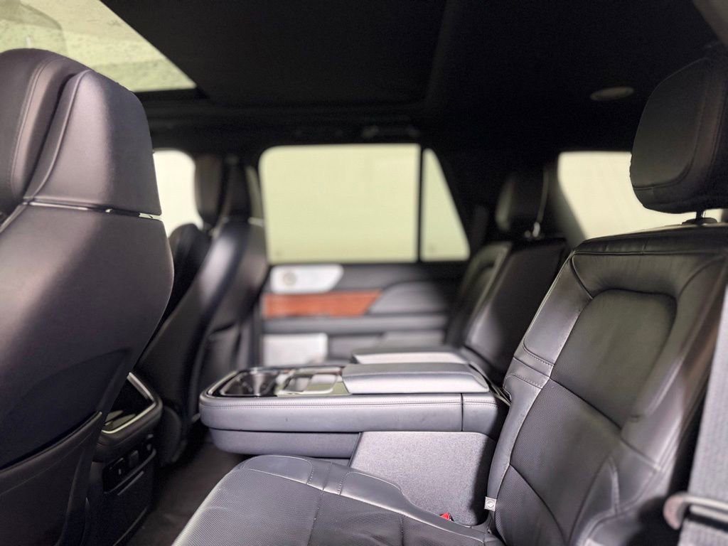 Used 2023 Lincoln Navigator Reserve image 21