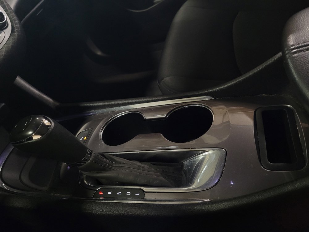 Used 2020 Chevrolet Malibu LT image 26