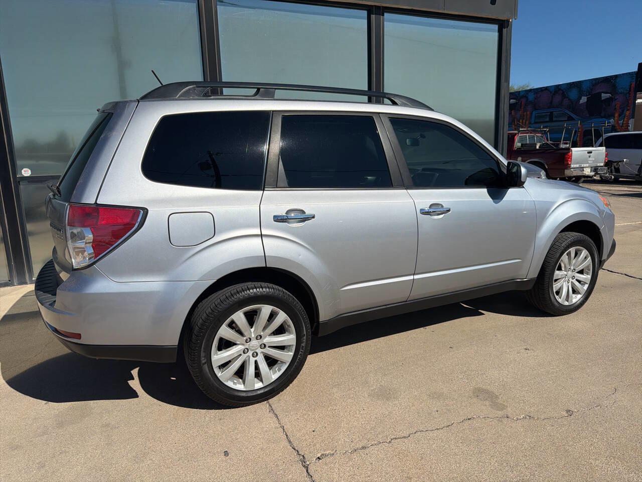 Used 2012 Subaru Forester 2.5X Premium w/ All-Weather Pkg image 18