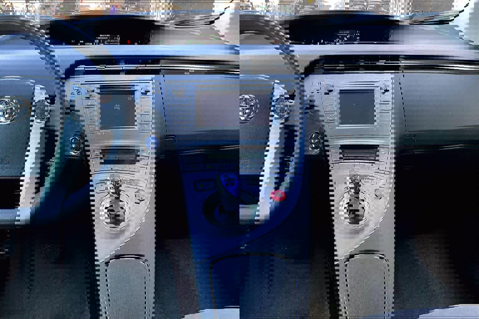 Used 2012 Toyota Prius Three image 6